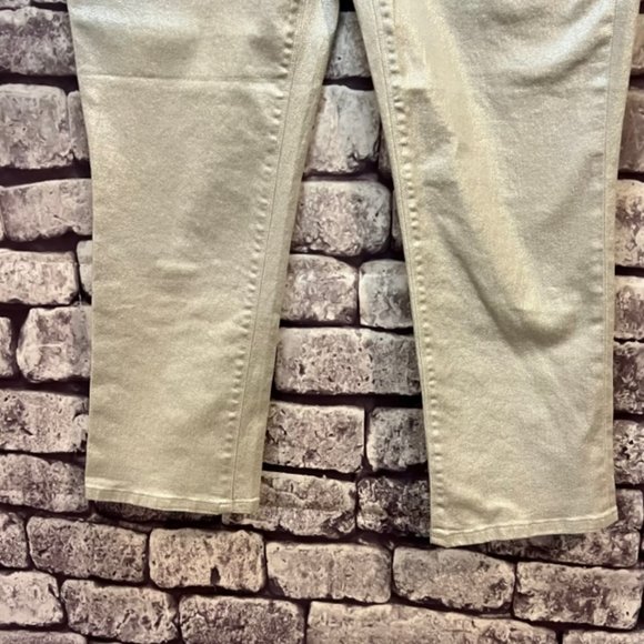 Chico's Platinum Silver Shimmer Crop Pants Size XS/2 - Picture 3 of 9